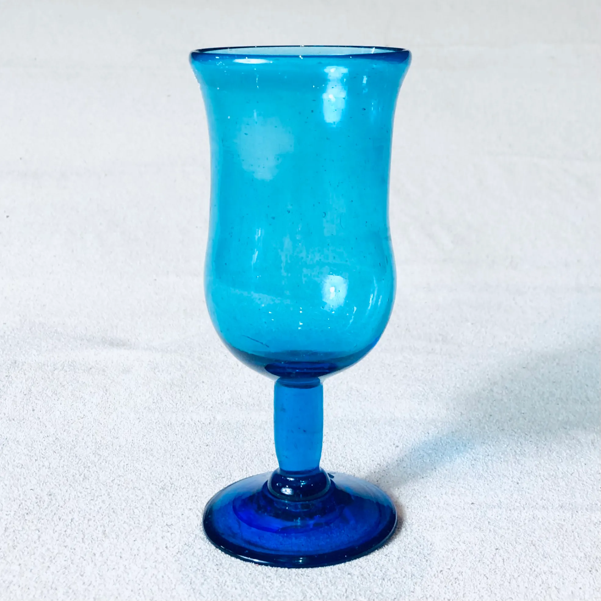 Blown glass - goblet (standard wine)