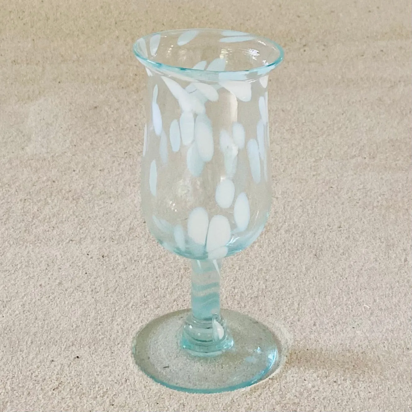 Blown glass - goblet (standard wine)