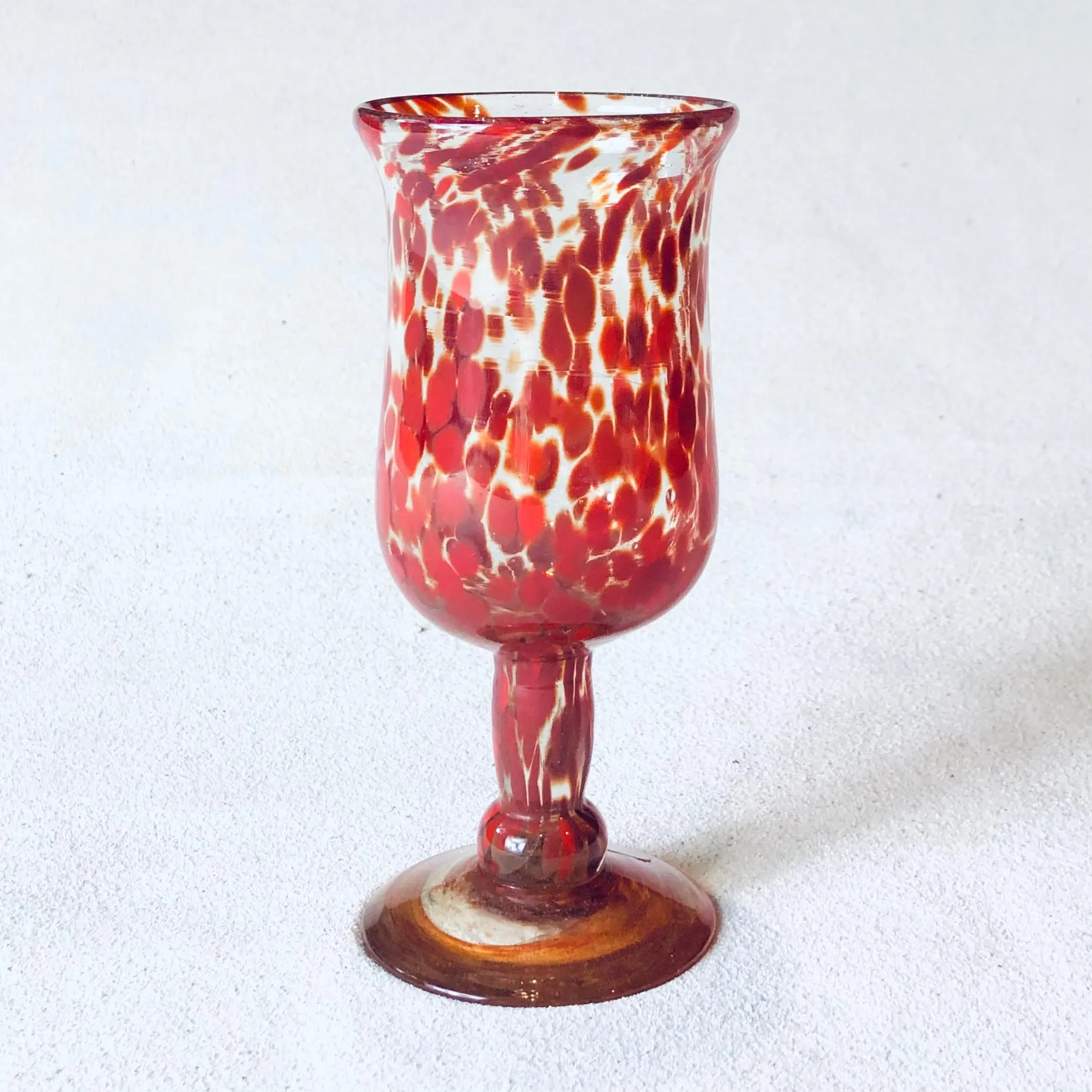 Blown glass - goblet (standard wine)