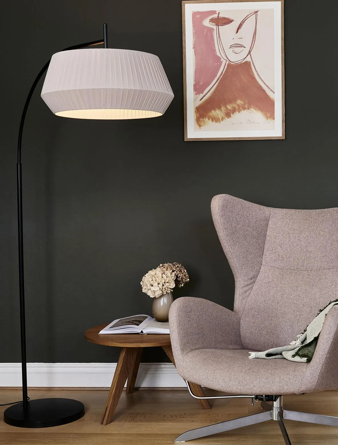 Dicte Floor Lamp