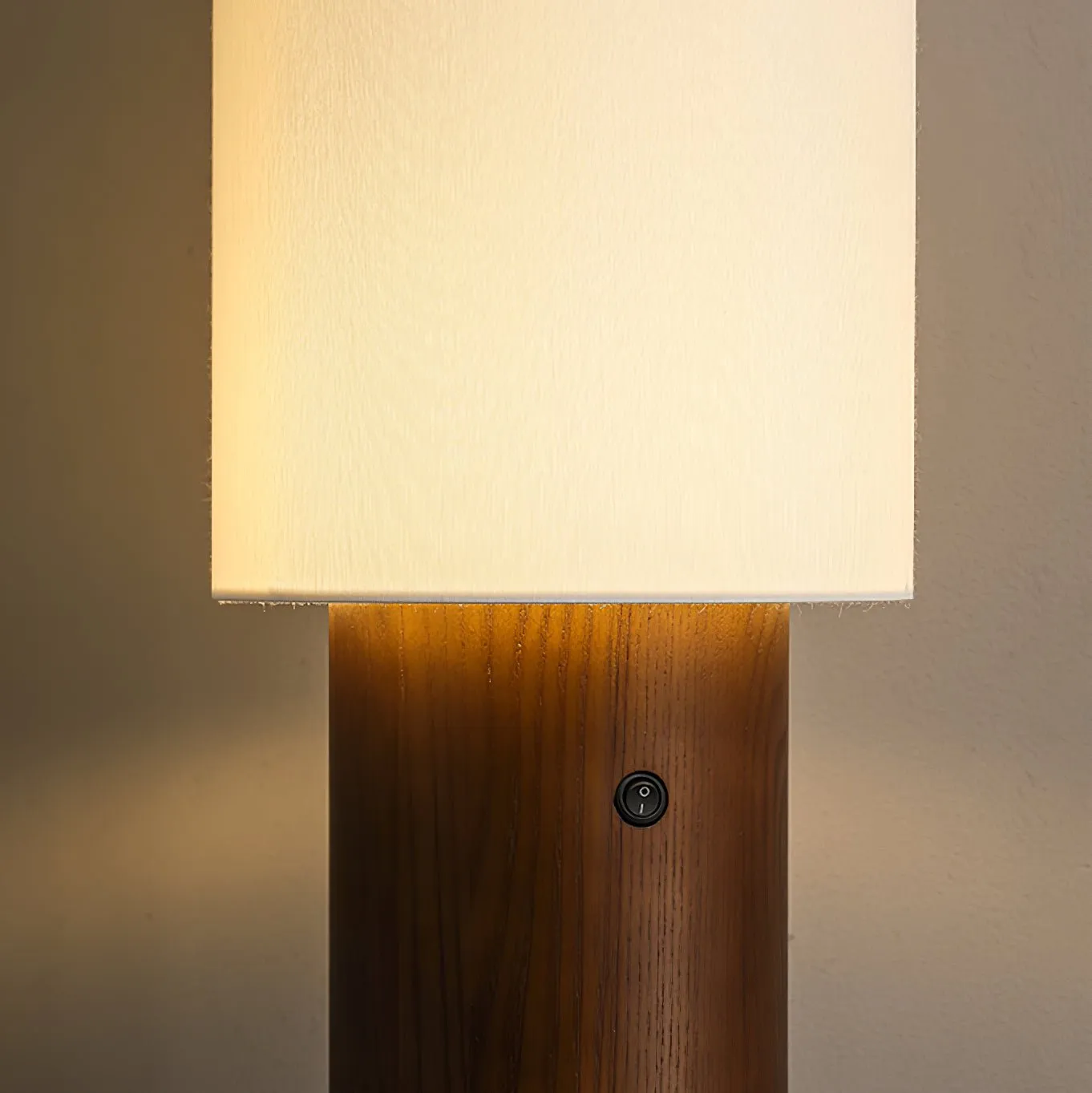 Elara Wood Floor Lamp