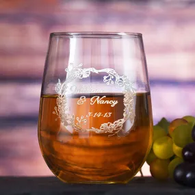 Engraved Wedding Wreath Stemless Wine Glass