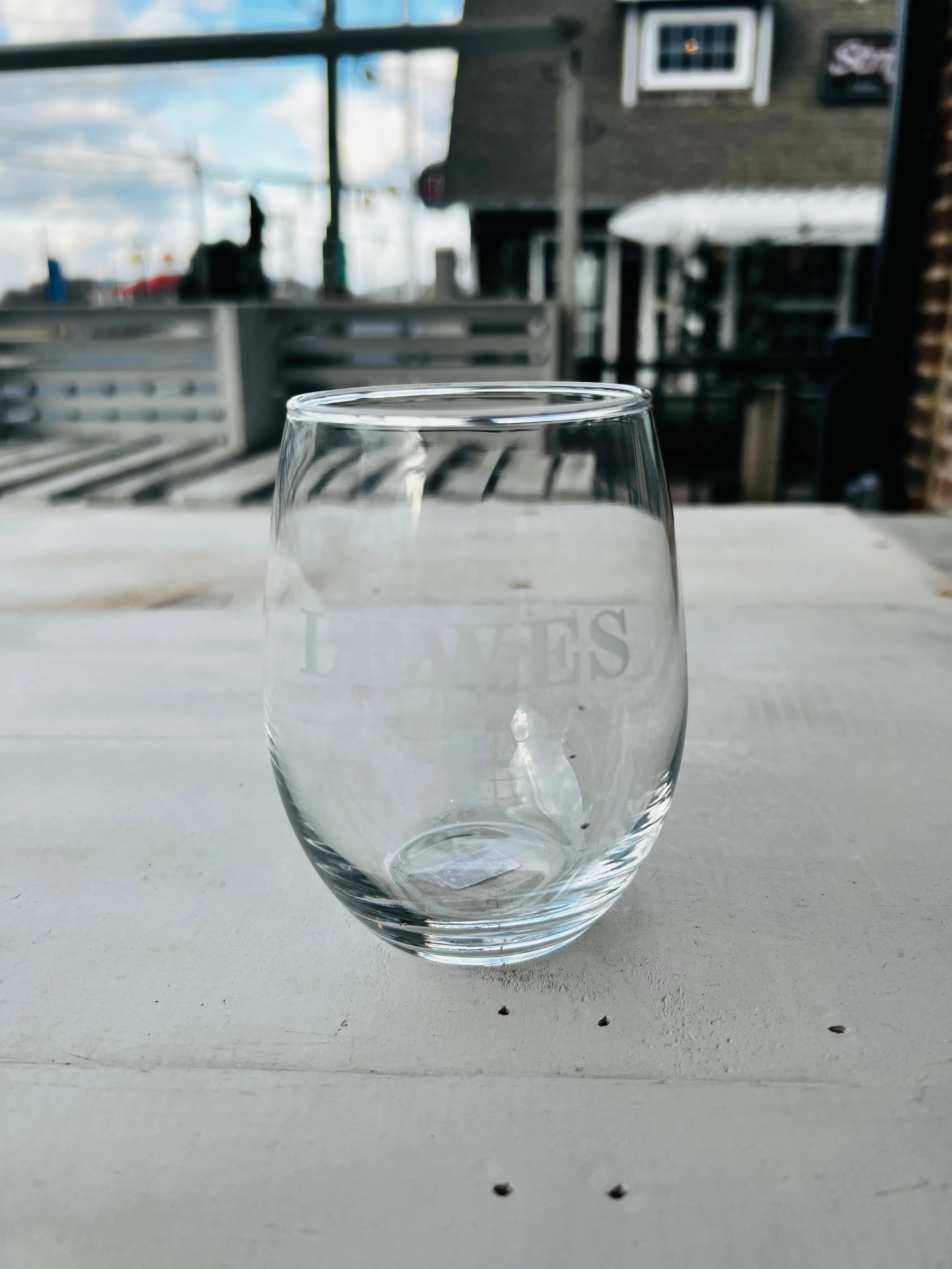 ETCHED LEWES WINE GLASS