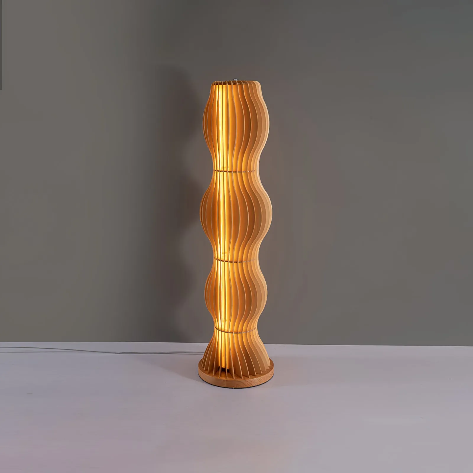 Kashid Floor Lamp