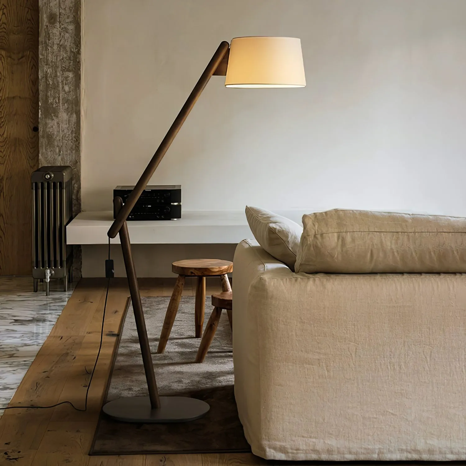 Lean Pivot Floor Lamp