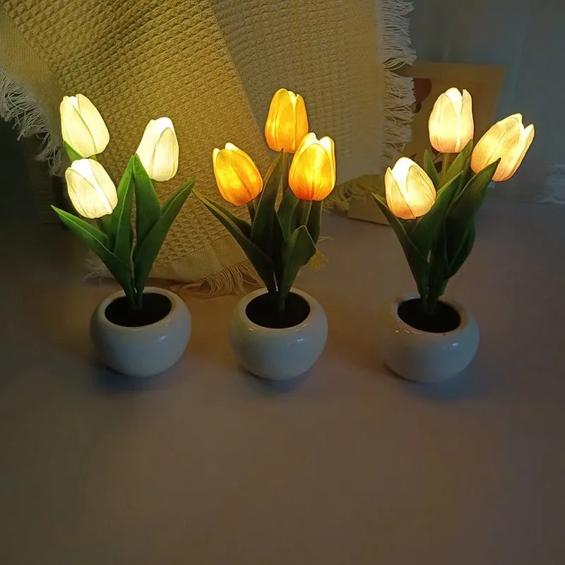 Light-Up Sunflower Desk Lamp