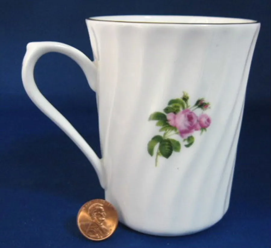 Mug June Pink Roses Butchart Gardens Victoria Regency England Bone China 1980s