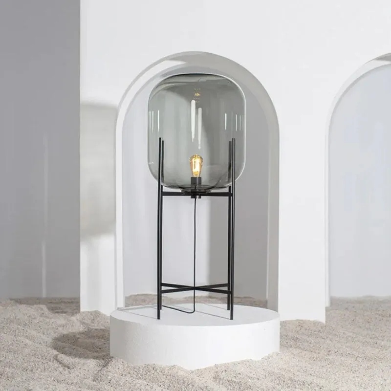 Oda Floor Lamp