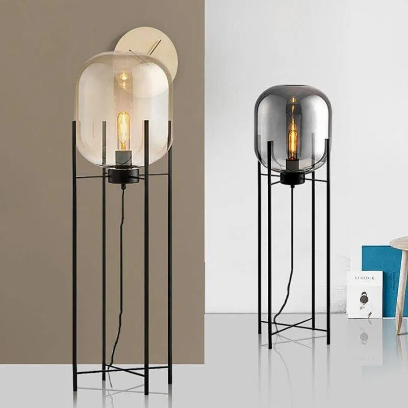 Oda Floor Lamp