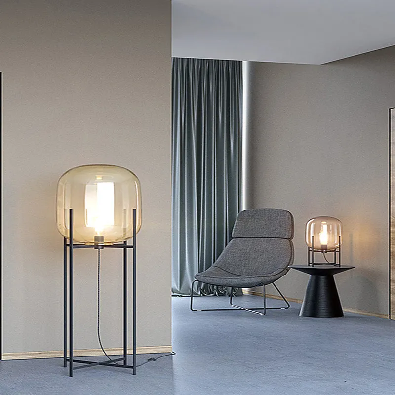 Oda Floor Lamp